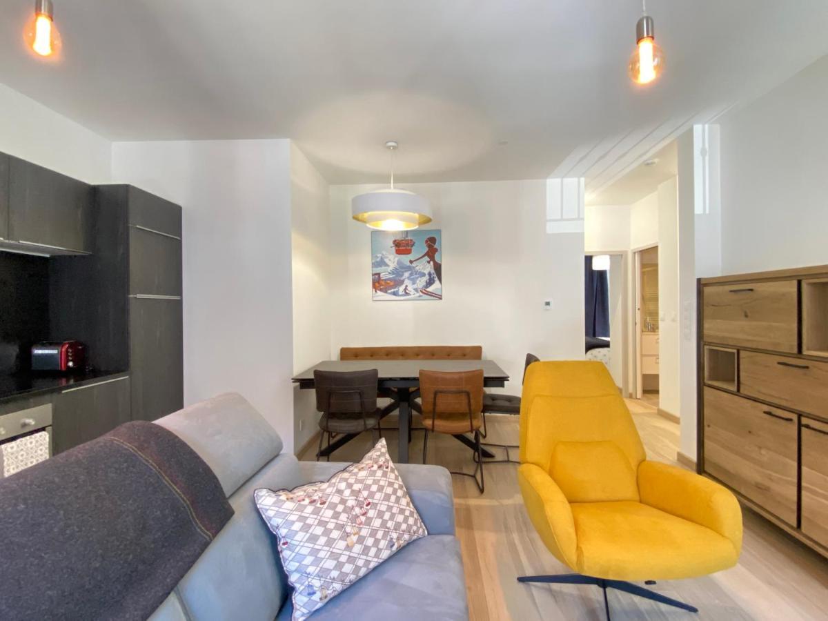 Plein Centre, T3 5p Totalement Rénové 55m2. Wifi *